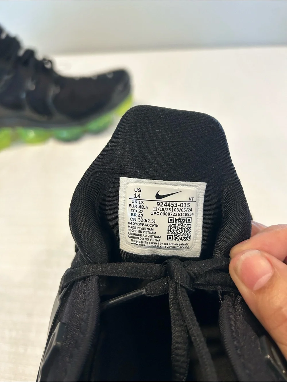 Nike Air VaporMax Plus Black Volt Neon Men's Size 14 924453-015